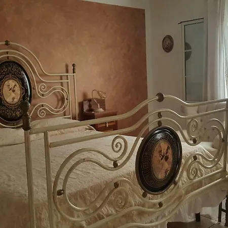 Vintage House *